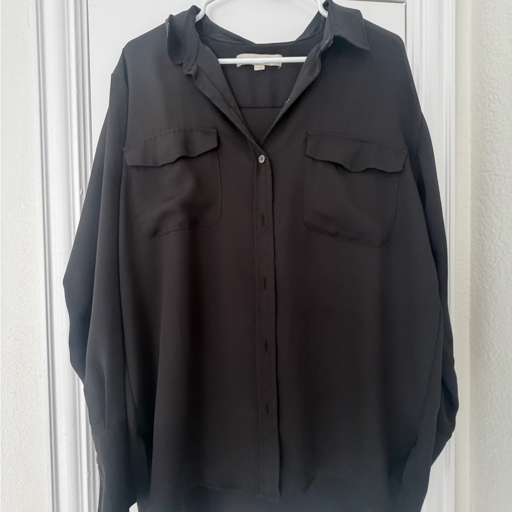 LOFT Black Buttondown shirt